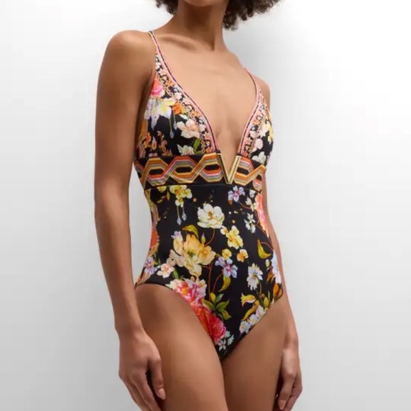 Camilla swimsuit Xs - Picture 6 of 8